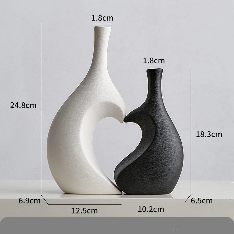 Modern Design Heart-shaped Hollow Vase Luxury Home Accessories Decoration Living Room Ornaments Crafts Home Decor Gift