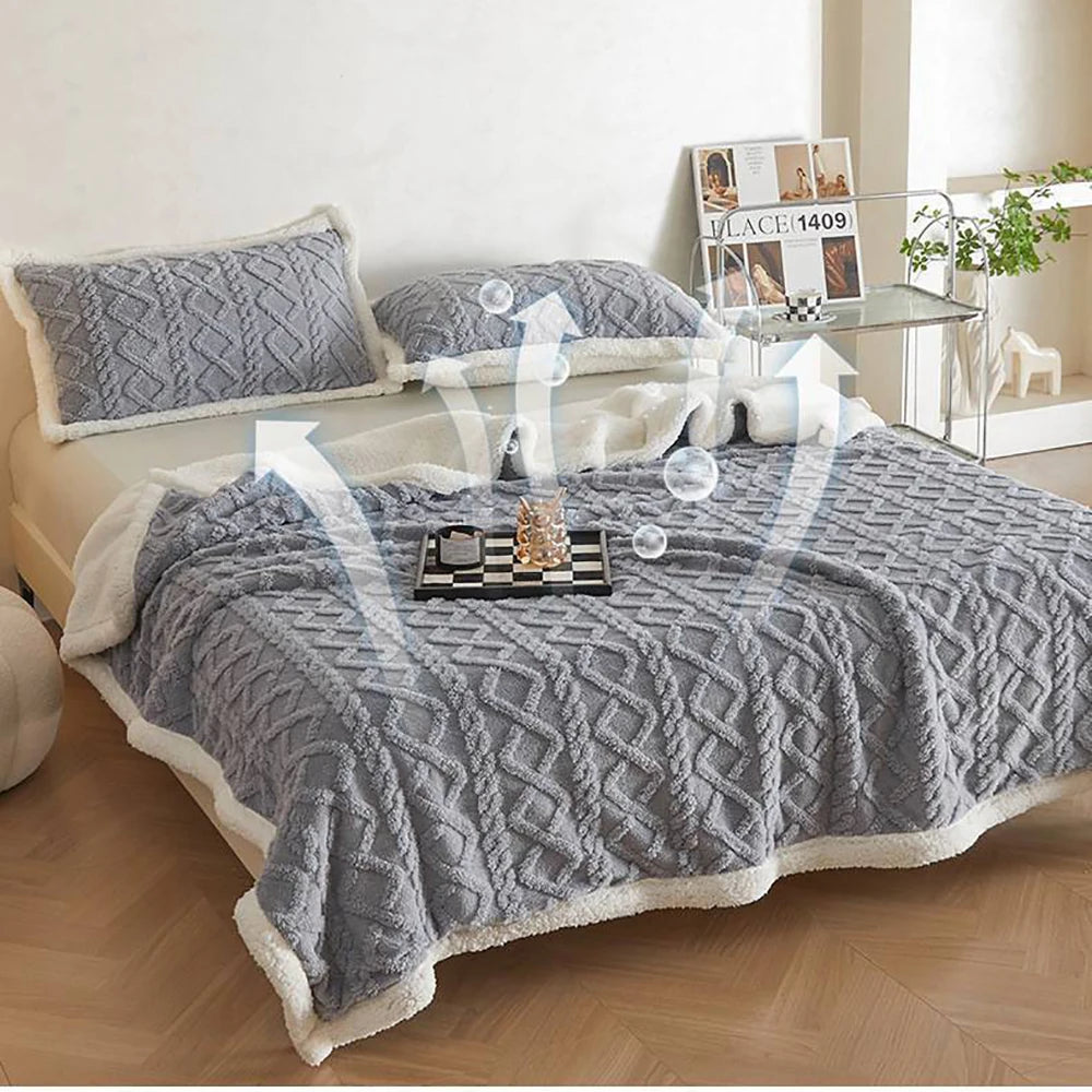 Winter Blanket Lamb Wool weighted Super Soft Double Side Microfiber Flannel Throw Blanket for Bed Comfortable Warm Comforter