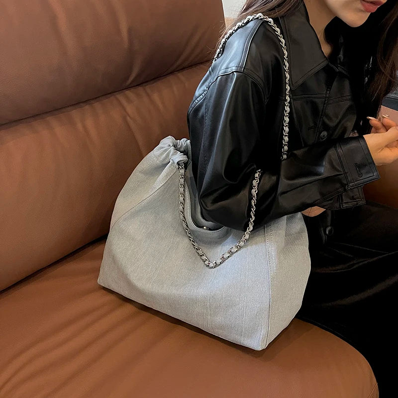 Chic Style Big Chain Shoulder Tote Bags For Women 2023 Luxury Designer Handbags Denim Fabric Pure Color Large Capacity Shoppers