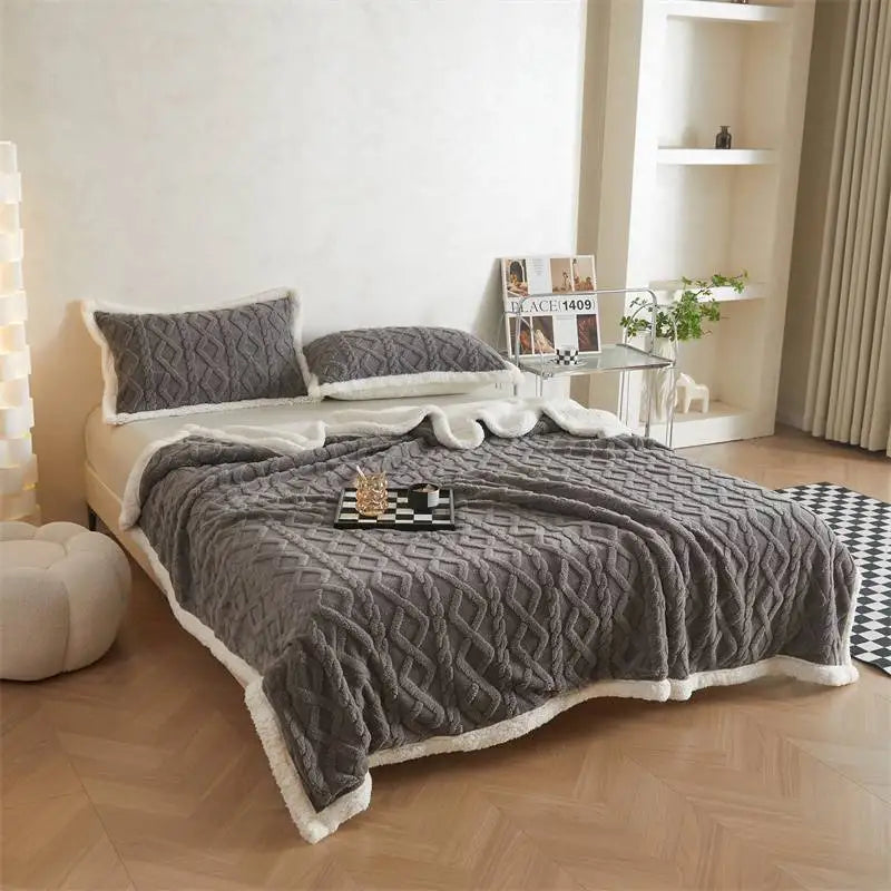 Winter Blanket Lamb Wool weighted Super Soft Double Side Microfiber Flannel Throw Blanket for Bed Comfortable Warm Comforter