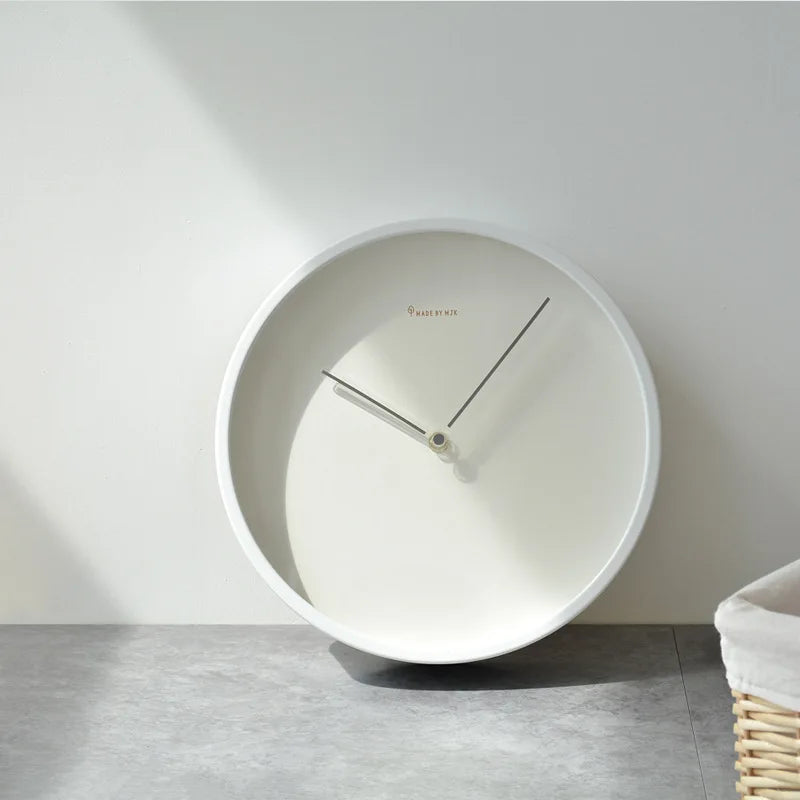 Nordic Modern Minimalist Wall Clock Ins Living Room Light Luxury Mute Clock Metal Fashion Personality Simple  White Wall Clocks