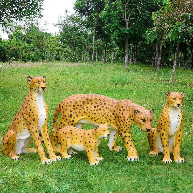 Simulated animal money leopard fibreglass ornaments garden decoration courtyard Outdoor garden decoration sculpture