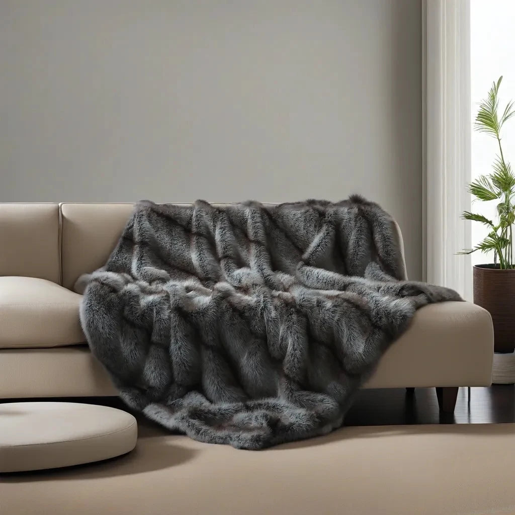 Faux Fur Blanket Luxury Throw Blanket Winter Thick Warm Sofa Blankets Bed Plaid Bedspread on the Bed Home Decora