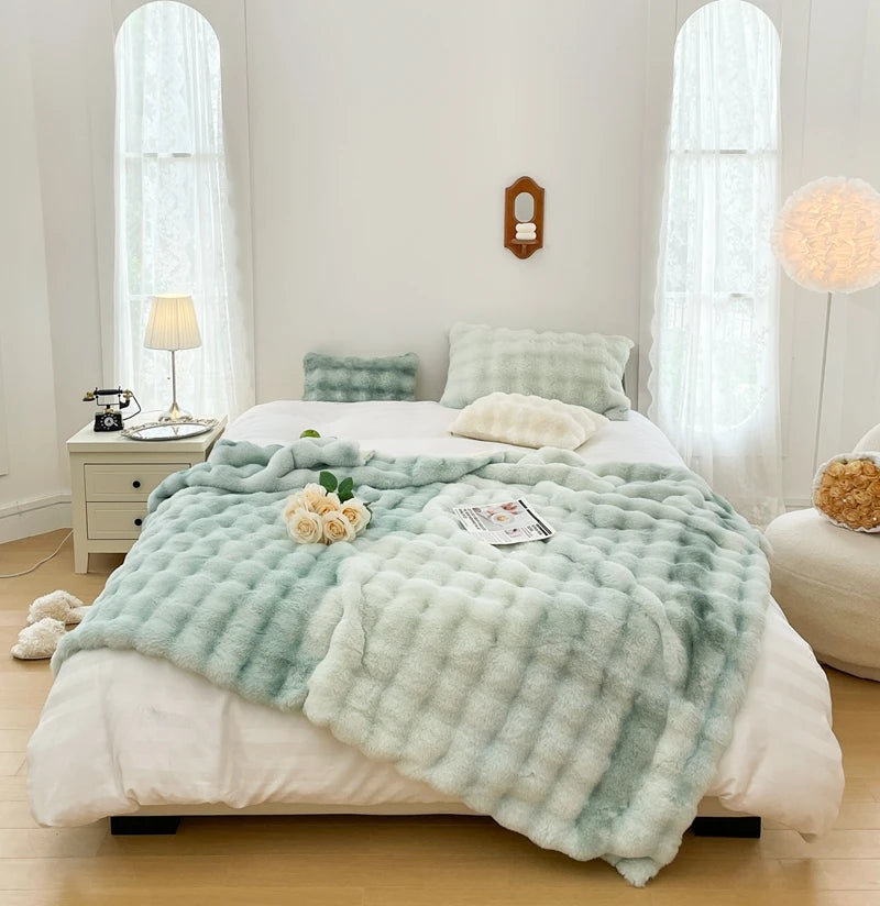 Faux Fur soft Throw Blanket warm winter Plush Bedspread on the bed plaid sofa cover Gradient blankets for living room bedroom