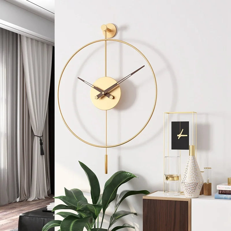 Metal Minimalist Wall Clock European Automatic Swing Decorative Clock Creative Round Wall Watch Living Room Silent Quartz Watch