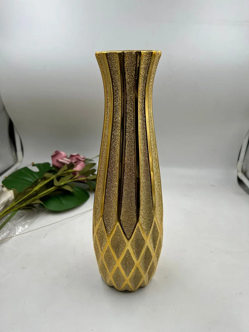 30CM Luxury Europe Gold Ceramic Vase Home Decor Creative Design Porcelain Decorative Flower Vase For Wedding Decoration