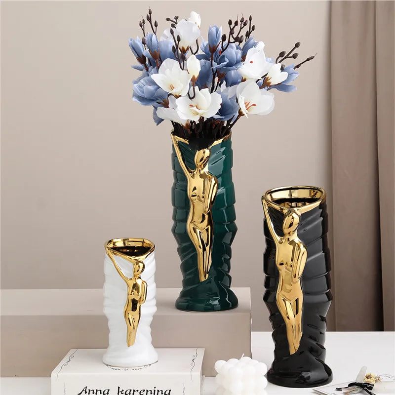 Nordic ceramic vases with luxurious and creative designs, modern and simple high-end flower arrangements, living room, TV cabine