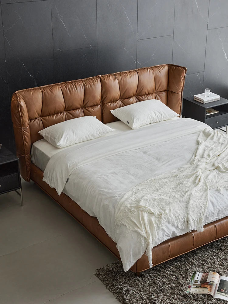 Luxury modern full leather bed, master bedroom, king bed, high-end grand double bed, simple pull point design, leather bed