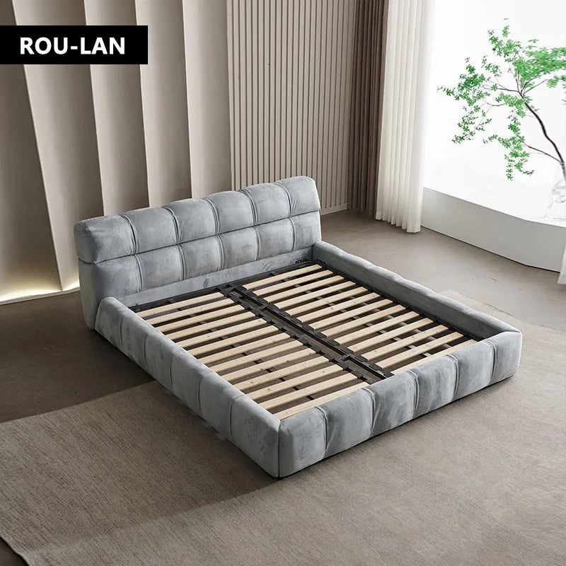 Modern minimalist fabric bed Modern master bedroom Italian minimalist light luxury designer double bed