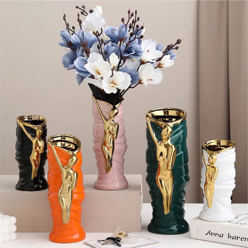 Nordic ceramic vases with luxurious and creative designs, modern and simple high-end flower arrangements, living room, TV cabine