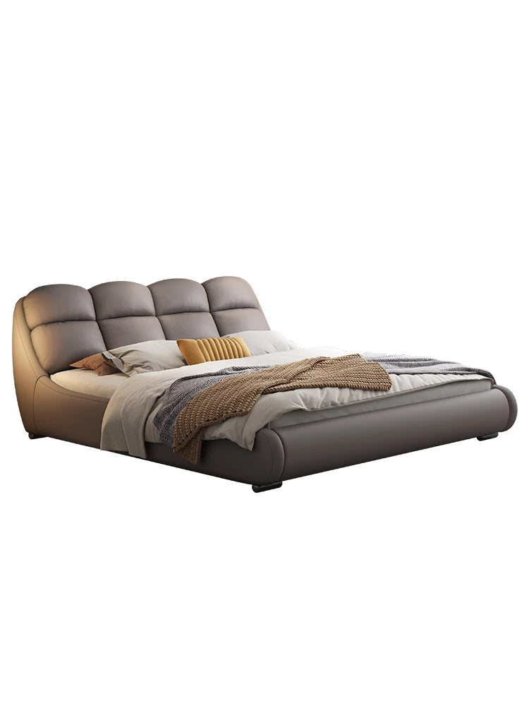 Italian style minimalist leather bed, high-end master bedroom double bed, upholstered bed