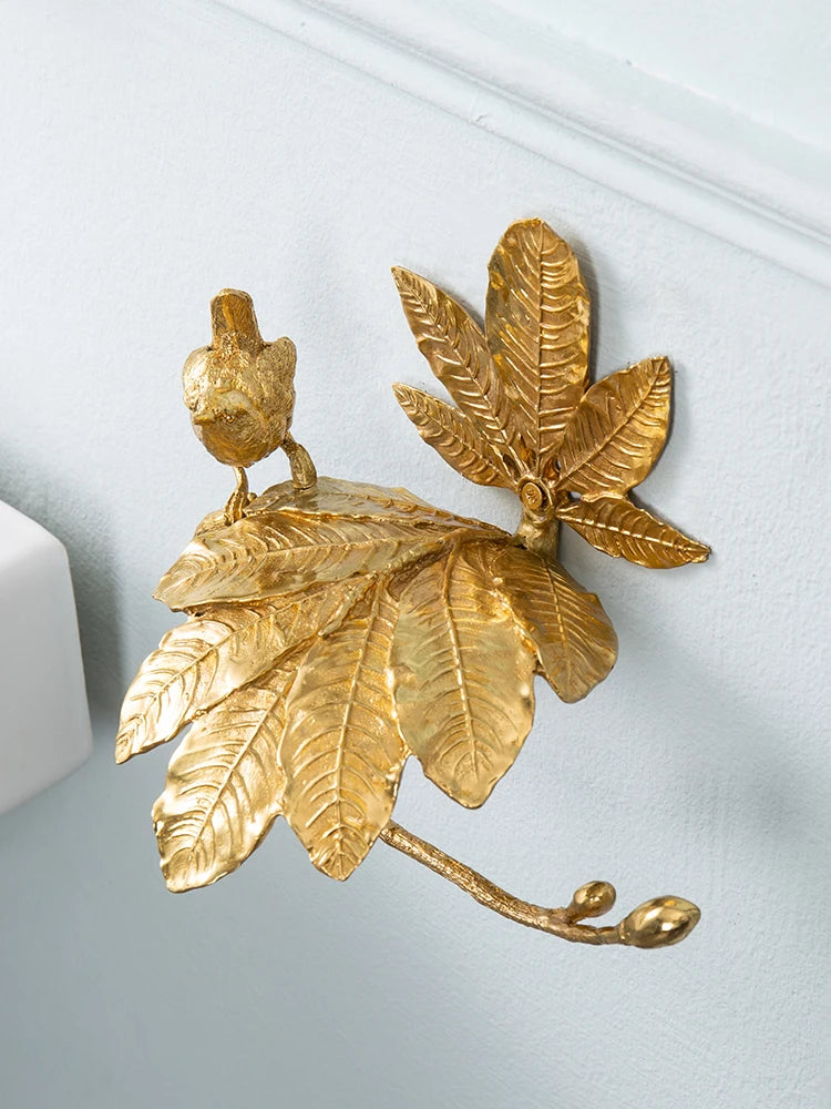 Solid Brass Light Luxury Elegant Brass Bird Roll Paper Holder Vintage Bathroom Tree Trunk Wall Hanging Toilet Paper Holder